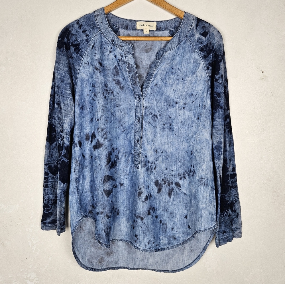 Cloth & Stone Chambray Popover Top - image 1